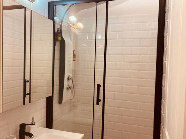 モナスティラキ 506 スーパー ホスト ハブ