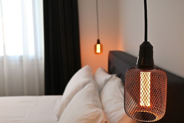 モナスティラキ 513 スーパーホスト ハブ