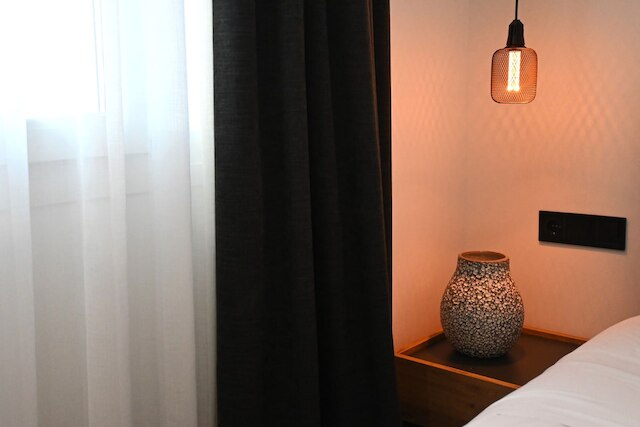 モナスティラキ 513 スーパーホスト ハブ