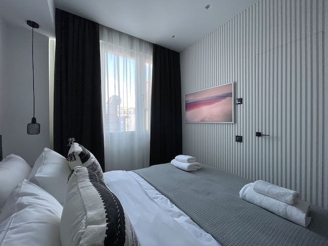 モナスティラキ 512 スーパーホスト ハブ