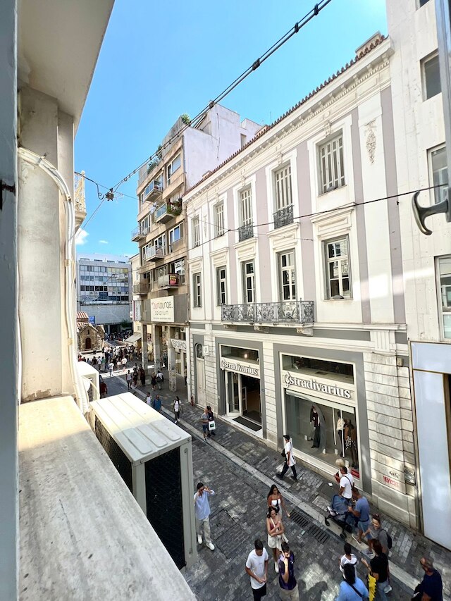 モナスティラキ 106 スーパーホスト ハブ