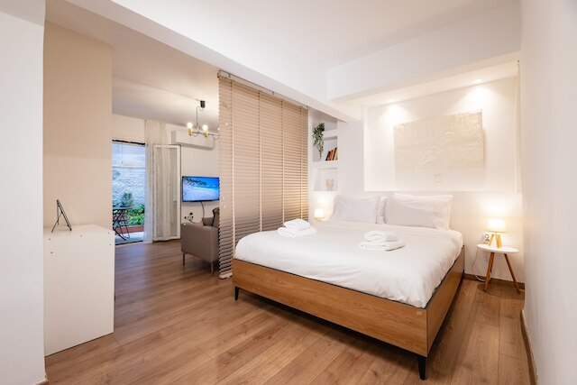 クワイエット アパートメント ウィズ ア ガーデン アット エクサルヒア