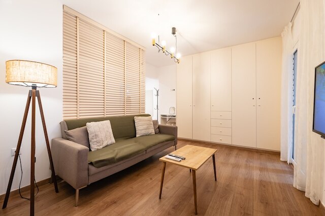 クワイエット アパートメント ウィズ ア ガーデン アット エクサルヒア