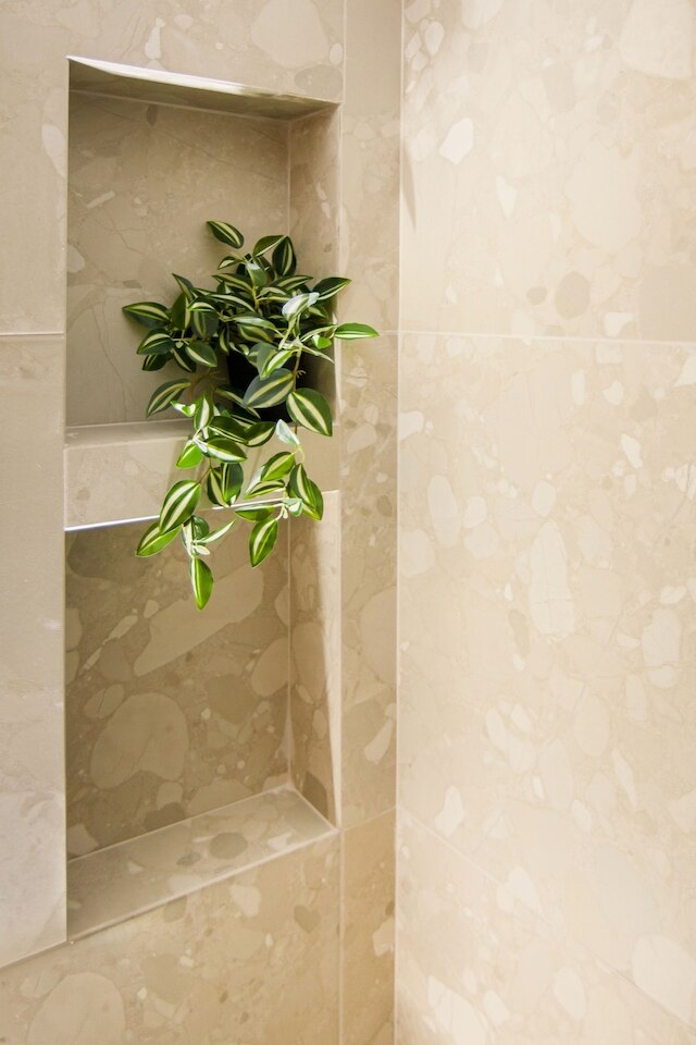 ザ アクロポリス エレネスト