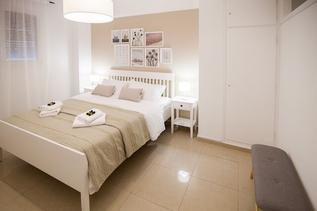 ザ アクロポリス エレネスト