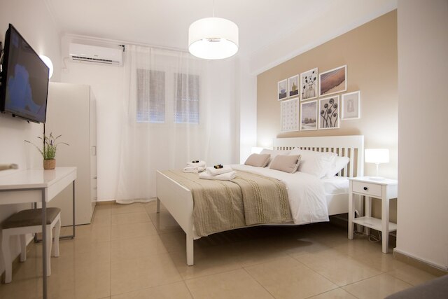 ザ アクロポリス エレネスト