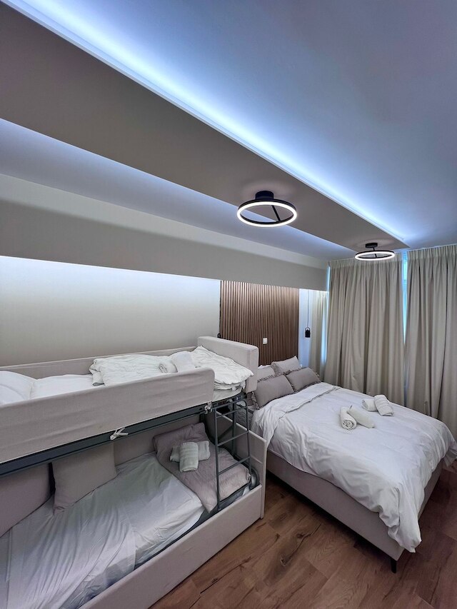 モナスティラキ 304 スーパーホスト ハブ