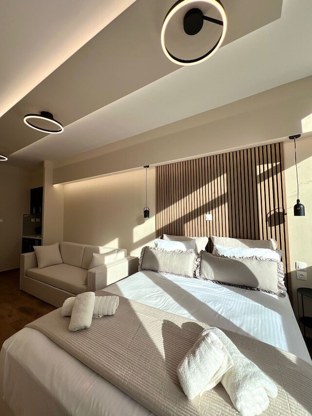 モナスティラキ 304 スーパーホスト ハブ