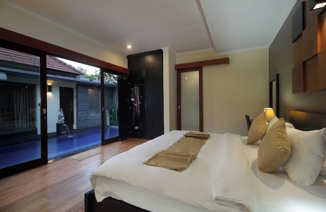 ジャヤニ ヴィラ