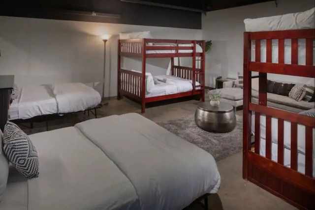 ニュー スカイライン タウンホーム オン 6th