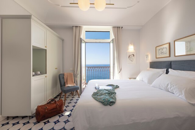 アブラッチョ アマルフィ ブティック リトリート