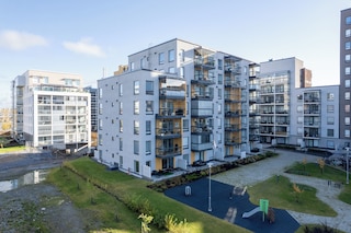 モダン 1ベッドルーム アパートメント イン カレヴァ