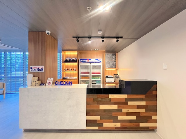 ココテル セブ アディラ