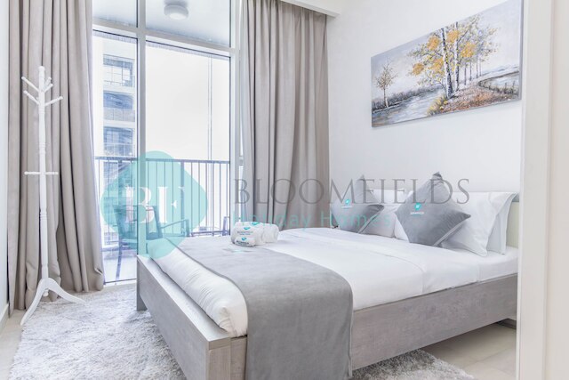 ブルームフィールド メトロポリタン 3ベッドルーム イン ブリッジズ