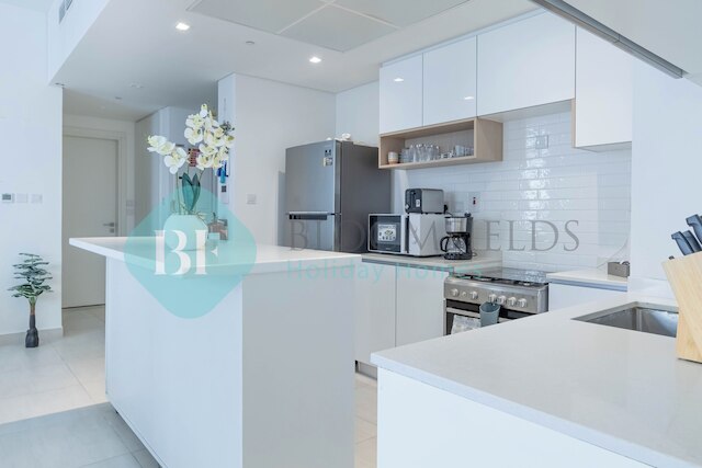 ブルームフィールド メトロポリタン 3ベッドルーム イン ブリッジズ