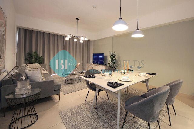 ブルームフィールド ラグジュアリー 2ベッドルーム ウェーブ タワー A