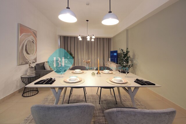 ブルームフィールド ラグジュアリー 2ベッドルーム ウェーブ タワー A