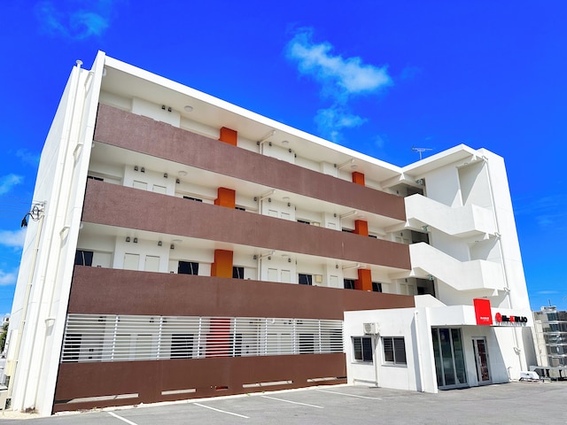 Mr.KINJO in エスポワール与那覇ビル