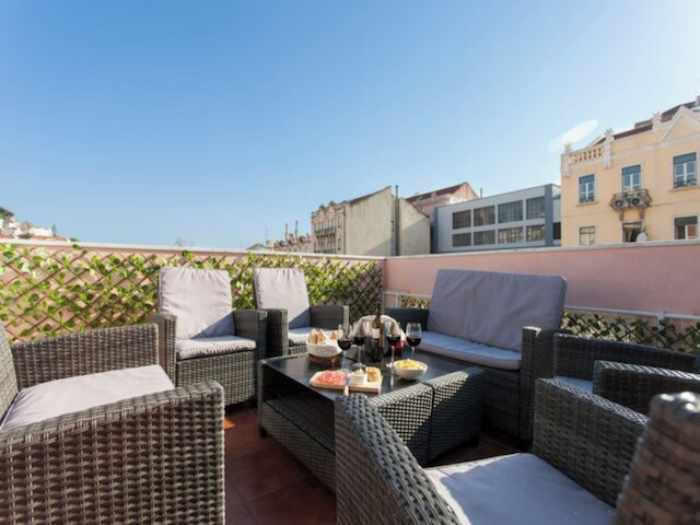 チャーミング 2 ベッドルーム アパートメント イン シティ センター リスボン