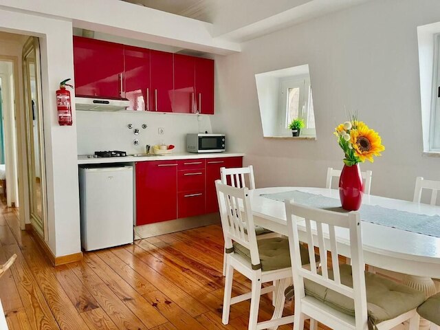 チャーミング 2 ベッドルーム アパートメント イン シティ センター リスボン