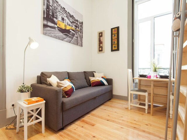 スタジオ アパートメント ロケーテッド セントラル リスボン