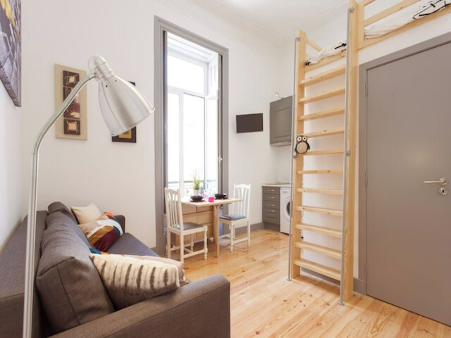 スタジオ アパートメント ロケーテッド セントラル リスボン