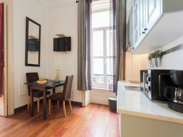 1 ベッドルーム アパートメント ロケーテッド イン ザ ハート オブ リスボン シティ