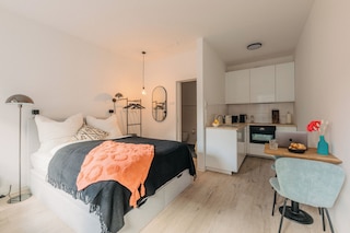 ブリック ロフツ バイ BHH リビング