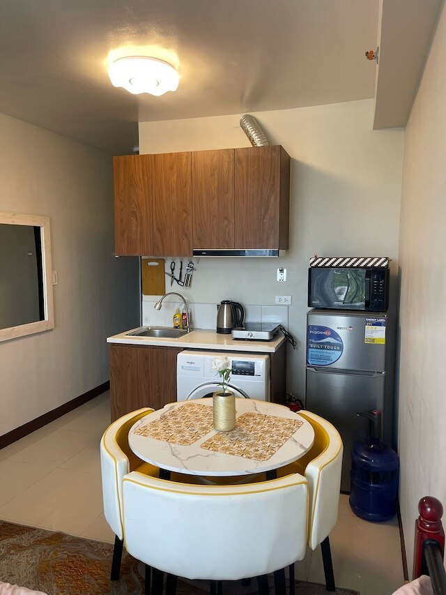 ルーム イン スタジオ - ラグジュアリー コンド - シービュー - ニア ビーチ