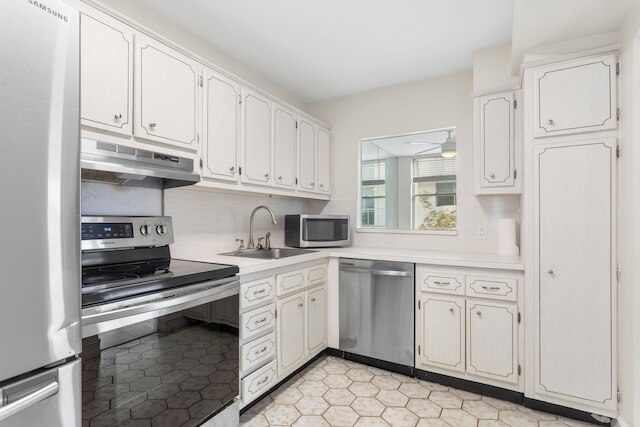 ベイ ハーバー サンセット アパートメント 3C