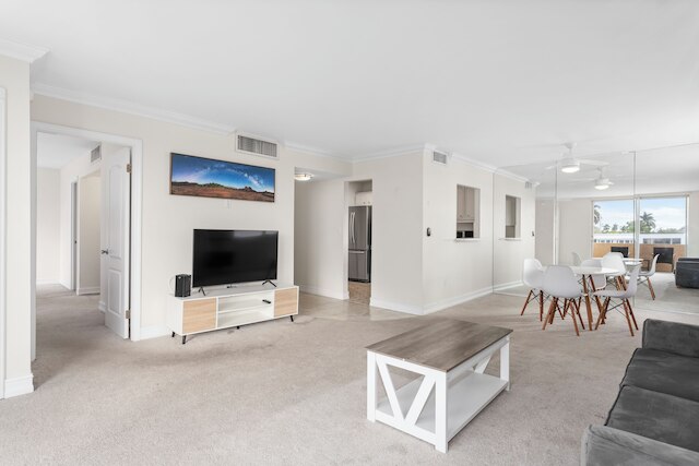 ベイ ハーバー サンセット アパートメント 3C