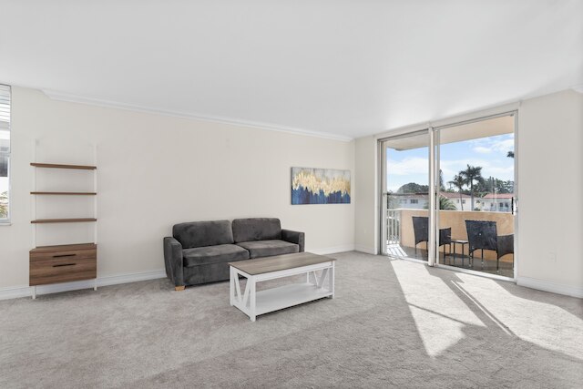 ベイ ハーバー サンセット アパートメント 3C