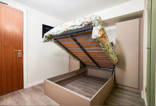 ヴィタ スチューデント スタジオ クロスホール リバプール