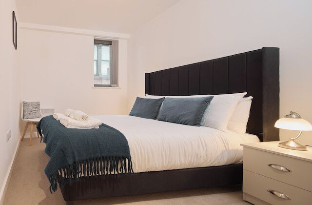 フィンレイズ ヤード バイ ヴィーヴ