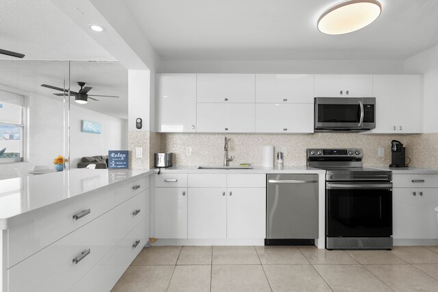 ベイ ハーバー サンセット アパートメント 4A