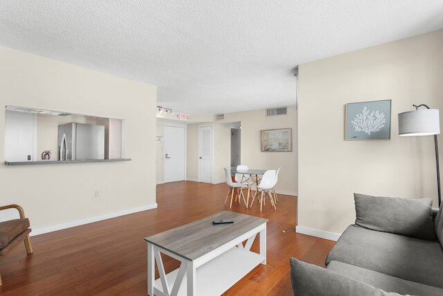 ベイ ハーバー サンセット アパート 5B