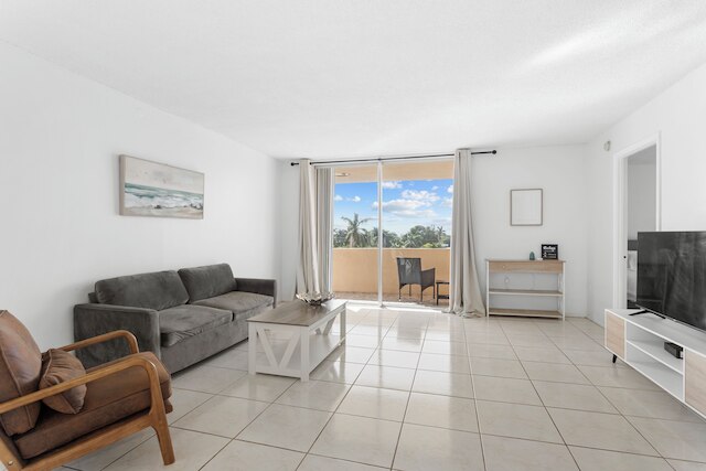 ベイ ハーバー サンセット アパート 5C