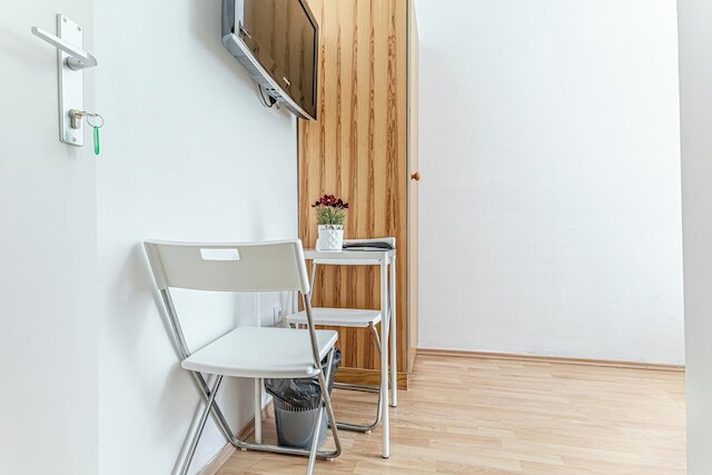 6 ベッドルーム アパートメント ラブリー ガーデン ニア ローレンツ ベーラー