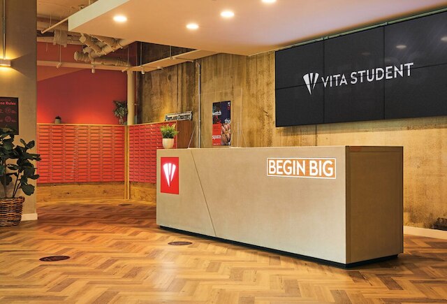 ヴィータ スチューデント オンリー サークル スクエア