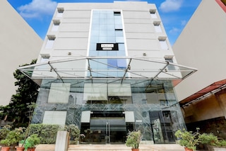 スタイリッシュ & モダン ステイズ アット パレット リバー フロント