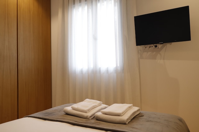 メディナ ホームズ プエンテ ロマノ