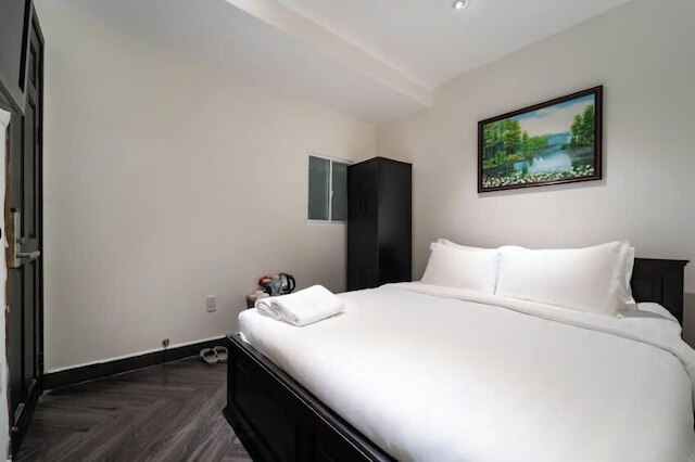 シャリース オテル ブイ ヴィエン