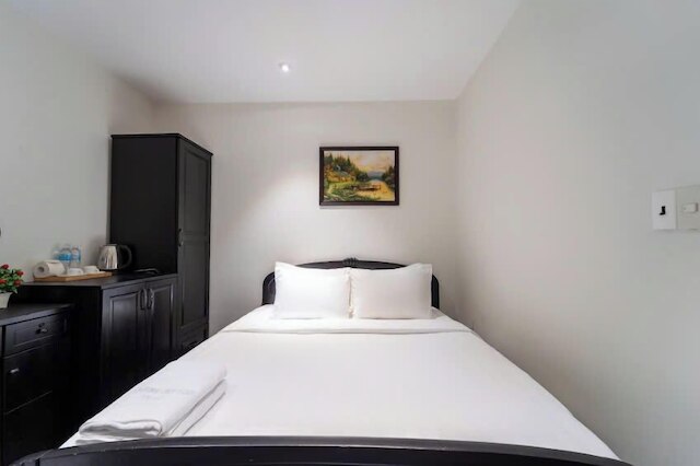 シャリース オテル ブイ ヴィエン