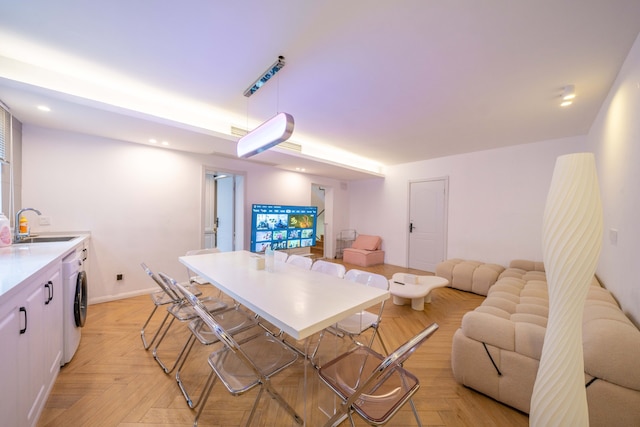 ZHome-Three floors 4 bedrooms