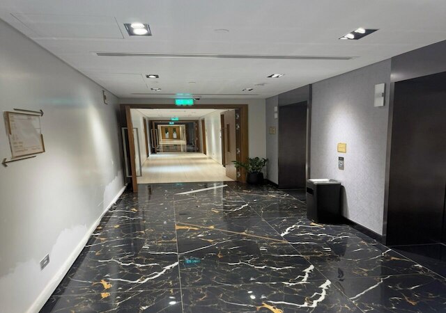 アイコン シティ スタイリッシュ 2 BHK ビーチ ベイ ビュー