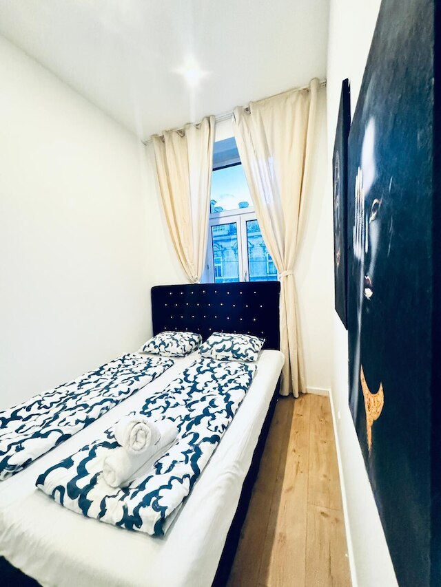 スペーシャス 3ベッドルーム ニア カウフパーク アルターラー