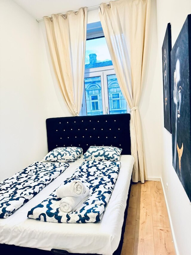 スペーシャス 3ベッドルーム ニア カウフパーク アルターラー