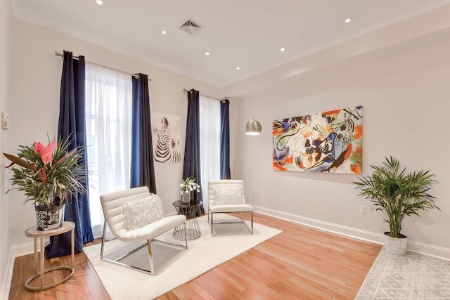 アーヴィング マナー バイ ローブ トリプレックス ウィズ アウトドア スペーシズ