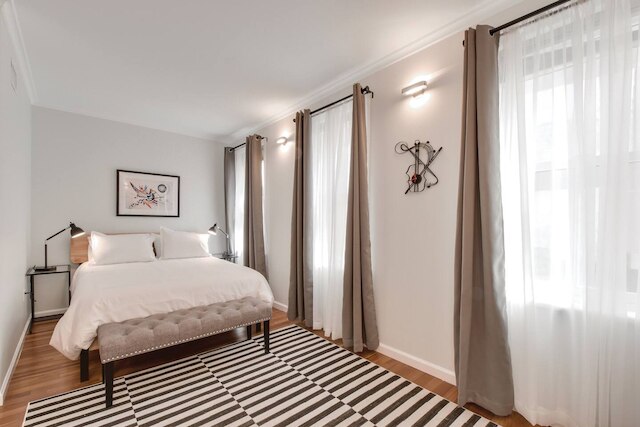 アーヴィング マナー バイ ローブ トリプレックス ウィズ アウトドア スペーシズ