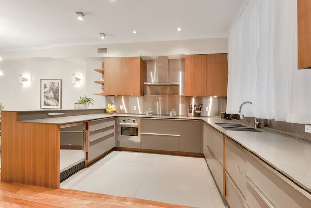 アーヴィング マナー バイ ローブ トリプレックス ウィズ アウトドア スペーシズ